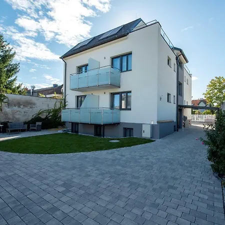 Wn Πανσιόν Βίνερ Νόιστατ