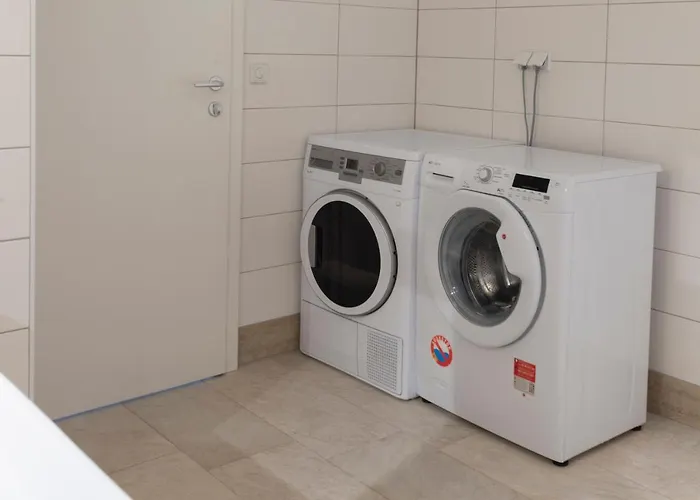 Wn 3* Wiener Neustadt